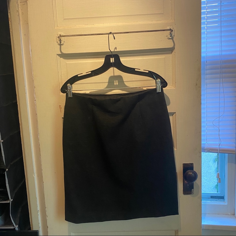 J Jill charcoal ponte skirt
